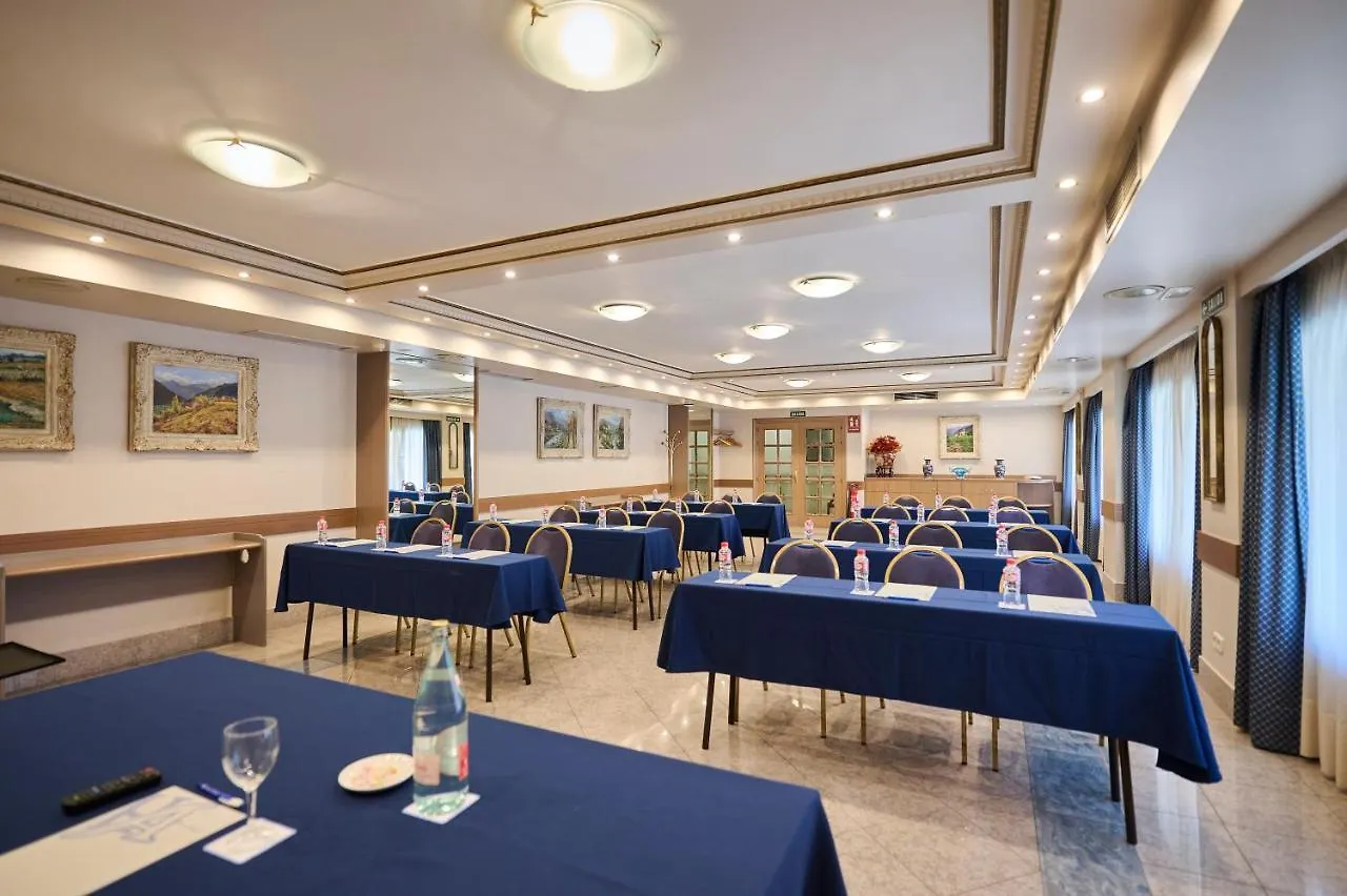 פמפלונה Hotel Albret