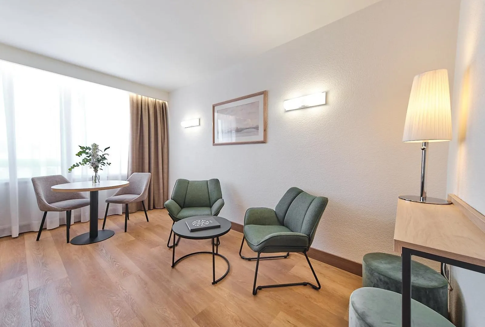 פמפלונה Hotel Albret 4*,